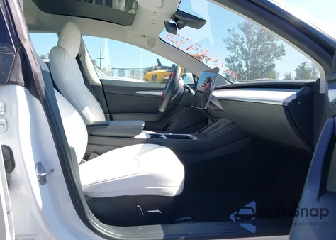 2022 Tesla Model 3 Rear-Wheel Drive из США, поврежденный, VIN 5YJ3E1EA5NF251126